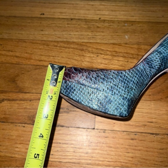 Joan and David real python leather platform - Picture 5 of 8